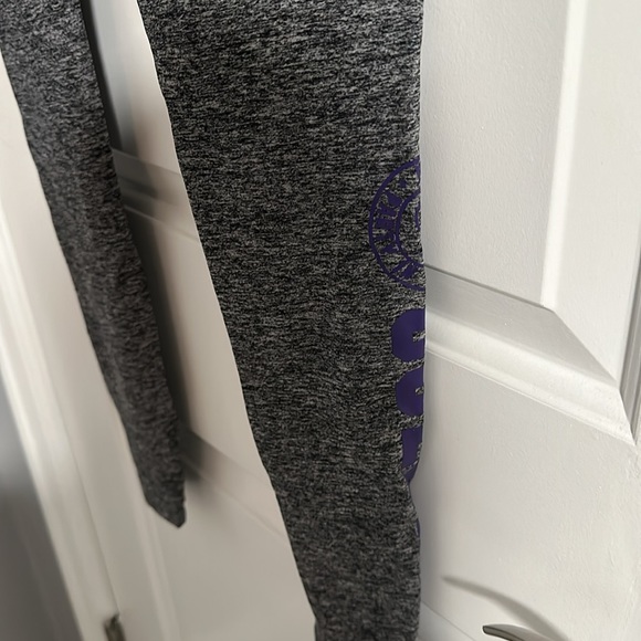 Victoria’s Secret PINK Gray Colorado Rockies Leggings - Picture 6 of 8